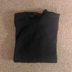 Men’s black sweater